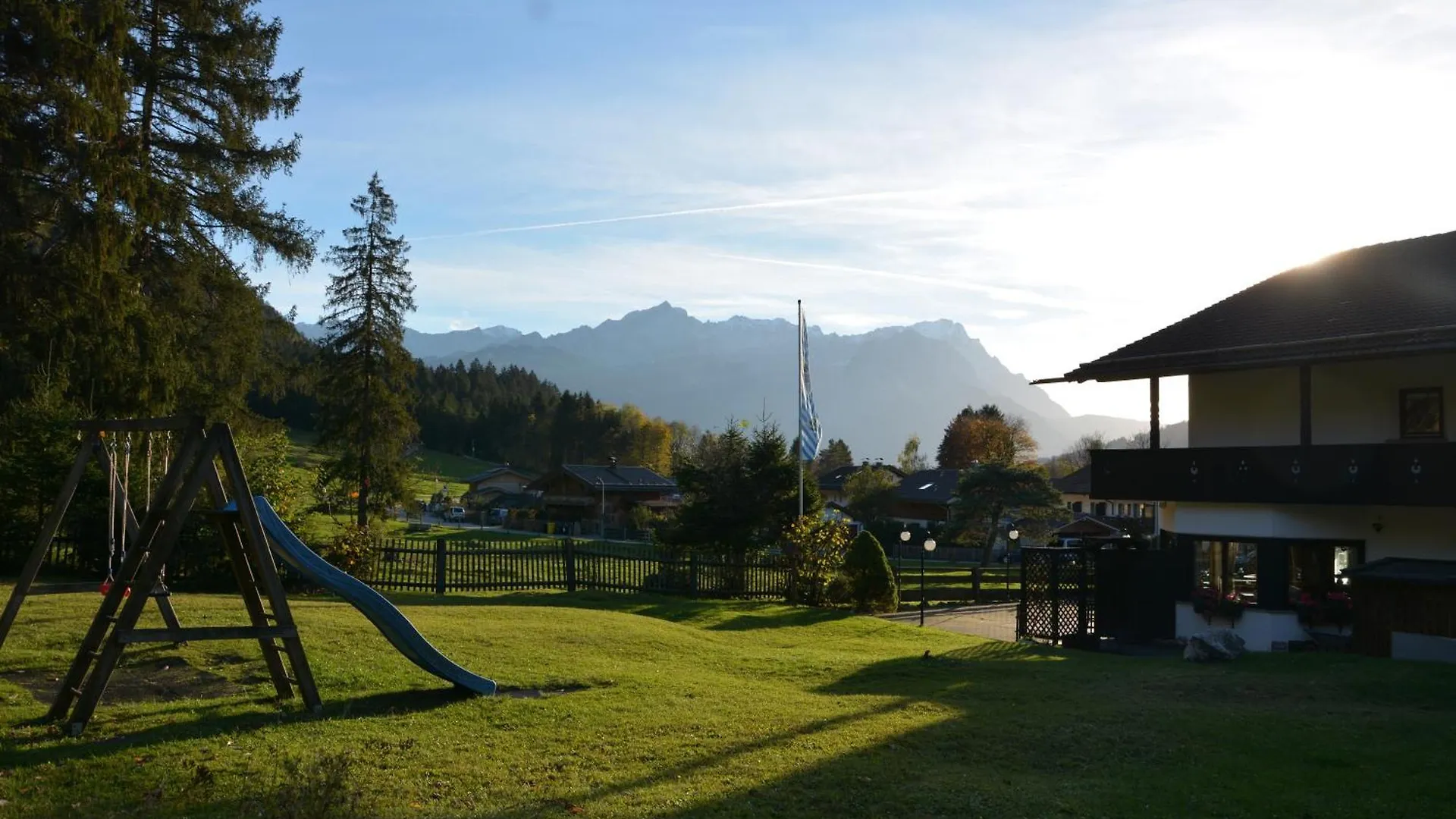 Ferienwohnung Farchanter Alm Mit Schlafzimmer, Wohnzimmer Und Schlafnische 公寓 法尔希特